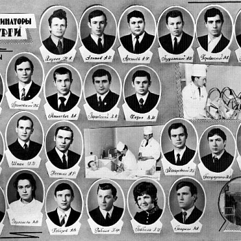 Альбомы с фотографиями выпускников прошлых лет, начиная от 1958 года.2012